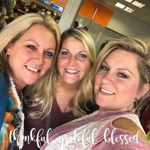 Meet your Posher, Crystal